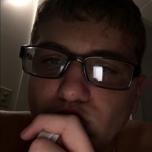 Meet your Posher, Julian